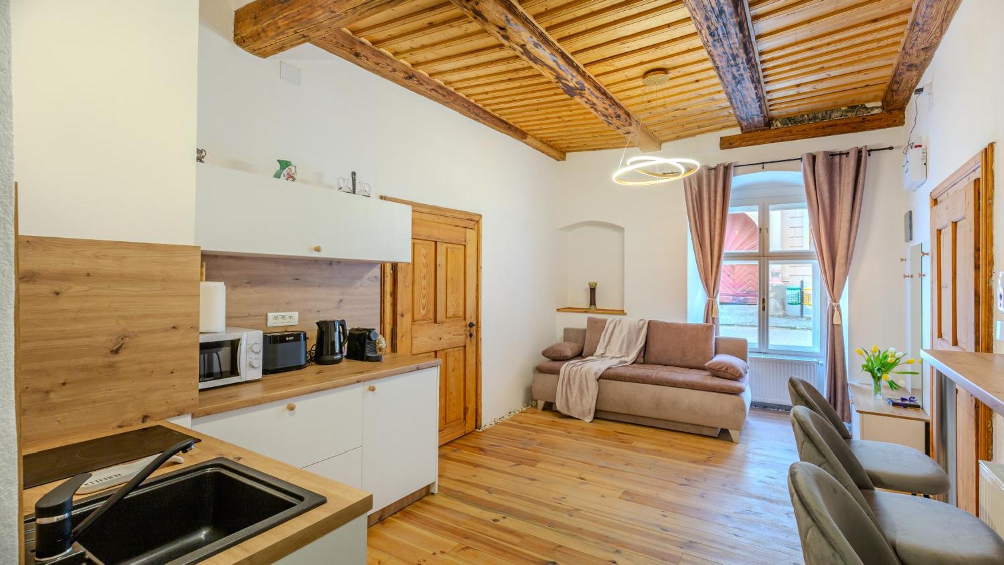 Appartamento Ch6 By Rentable Braşov Esterno foto