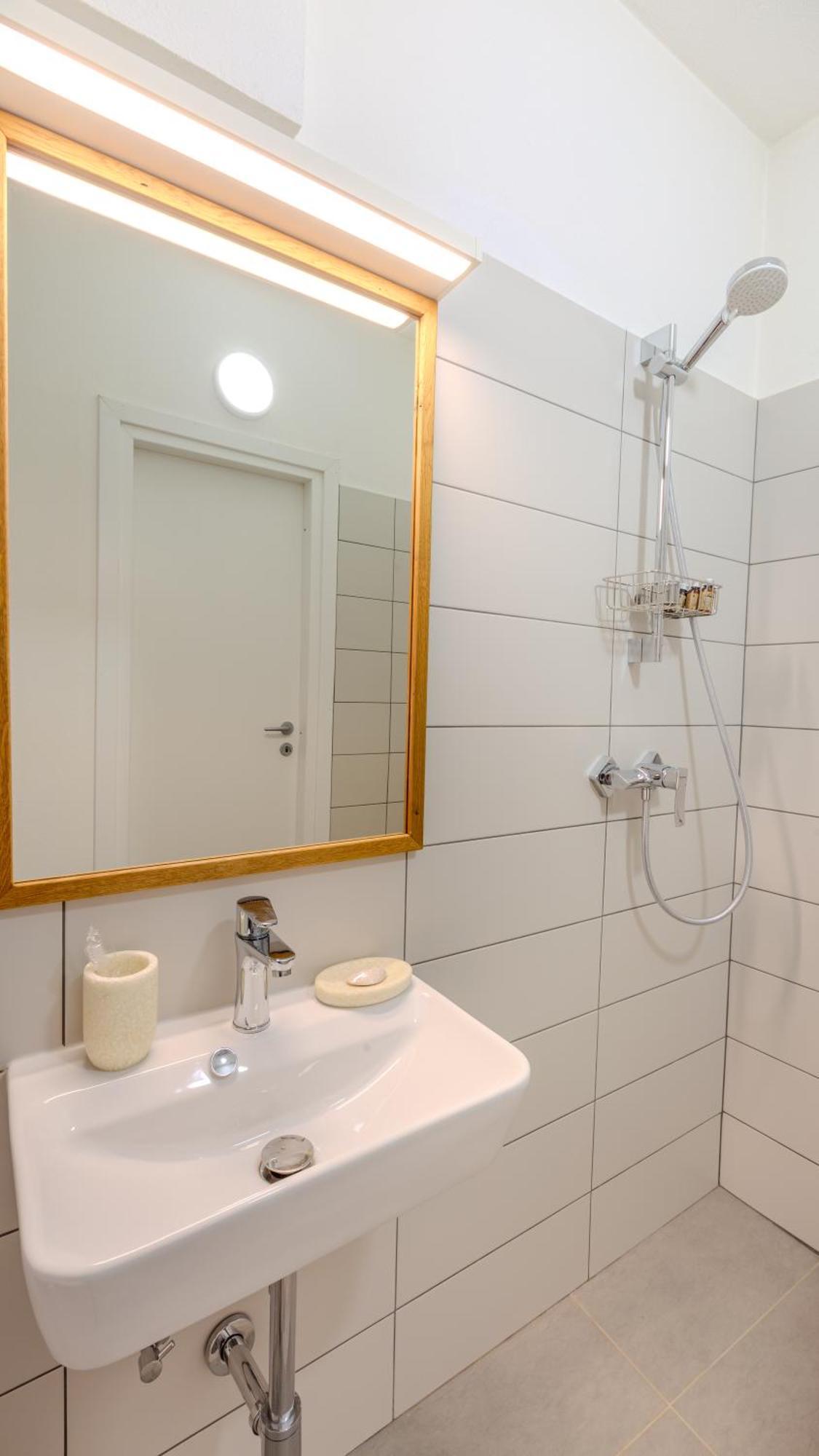 Appartamento Ch6 By Rentable Braşov Esterno foto